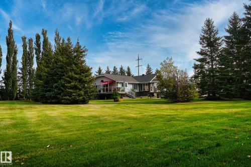 150 West Railway Street, Edmonton, AB - Outdoor