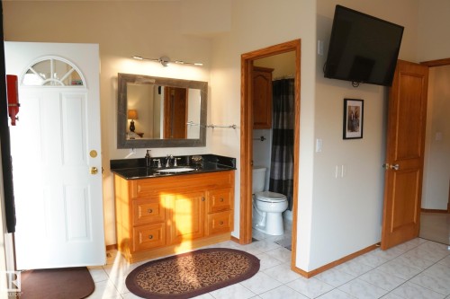 150 West Railway Street, Edmonton, AB - Indoor