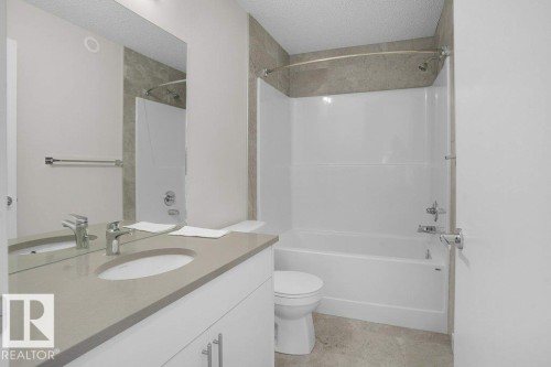 38 979 Crystallina Nera Way, Edmonton, AB - Indoor Photo Showing Bathroom