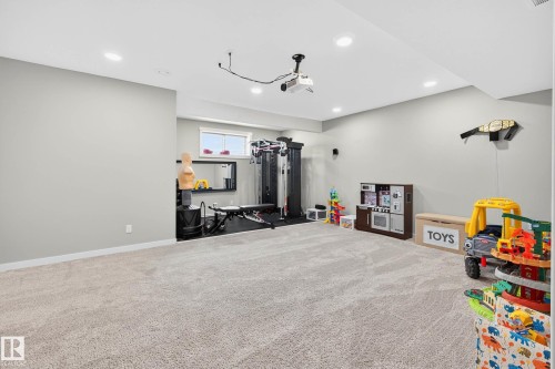 5915 19 Avenue, Edmonton, AB - Indoor Photo Showing Other Room