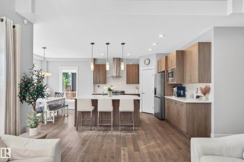 5915 19 Avenue, Edmonton, AB - Indoor