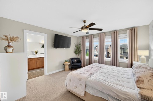 5915 19 Avenue, Edmonton, AB - Indoor Photo Showing Bedroom
