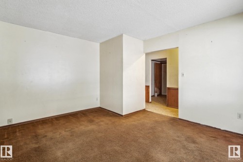12125 40 Street, Edmonton, AB - Indoor Photo Showing Other Room