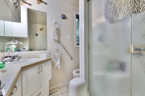 473068 Rge Road 243 A, Rural Wetaskiwin County, AB - Indoor Photo Showing Bathroom