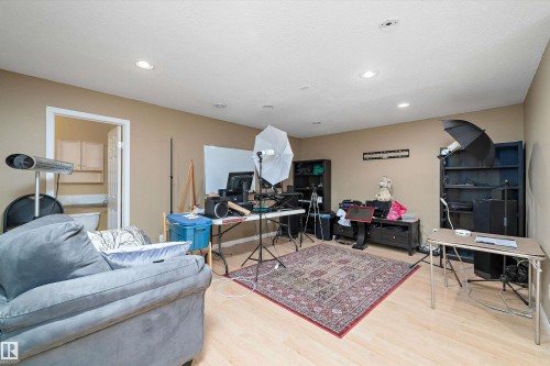 17808 109 Street, Edmonton, AB - Indoor