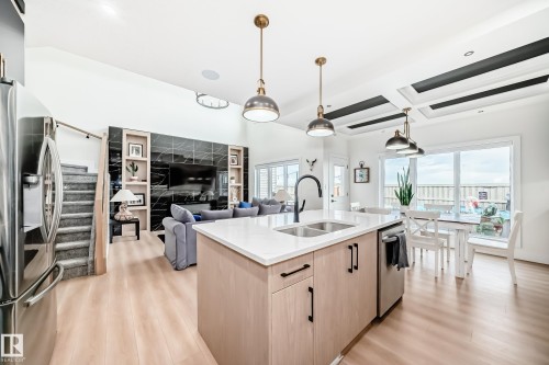 14 Edgefield Way, St. Albert, AB - Indoor Photo Showing Kitchen With Double Sink With Upgraded Kitchen