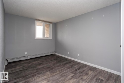 1702 9916 113 Street, Edmonton, AB - Indoor Photo Showing Other Room