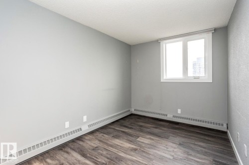 1702 9916 113 Street, Edmonton, AB - Indoor Photo Showing Other Room