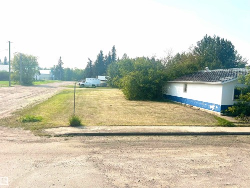 4219 Main Street, Ashmont, AB 