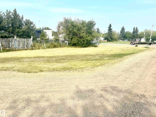 4219 Main Street, Ashmont, AB 