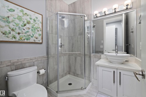 3380 Chickadee Drive, Edmonton, AB - Indoor Photo Showing Bathroom