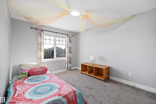 3380 Chickadee Drive, Edmonton, AB - Indoor Photo Showing Bedroom