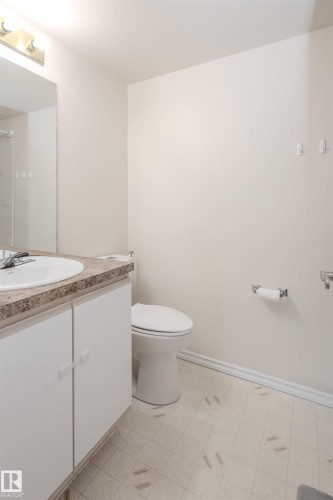 305 5005 31 Avenue, Edmonton, AB - Indoor Photo Showing Bathroom