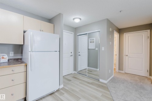 436 11325 83 Street, Edmonton, AB - Indoor