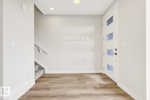 8063 Cedric Mah Road, Edmonton, AB - Indoor Photo Showing Other Room