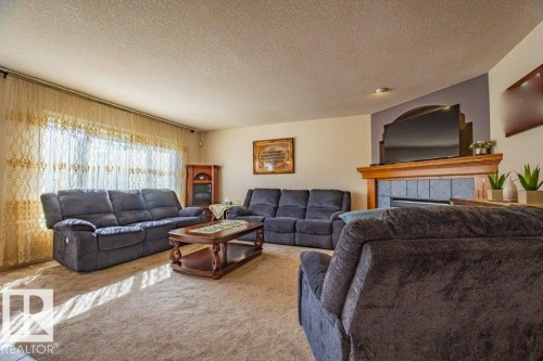 1119 114 Street, Edmonton, AB - Indoor Photo Showing Living Room