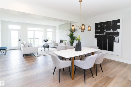 26 7121 May Crescent, Edmonton, AB - Indoor