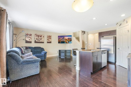 6819 Cardinal Link, Edmonton, AB - Indoor