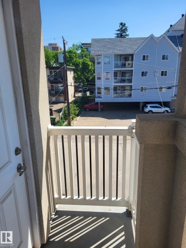 8607 108A Street, Edmonton, AB - Outdoor