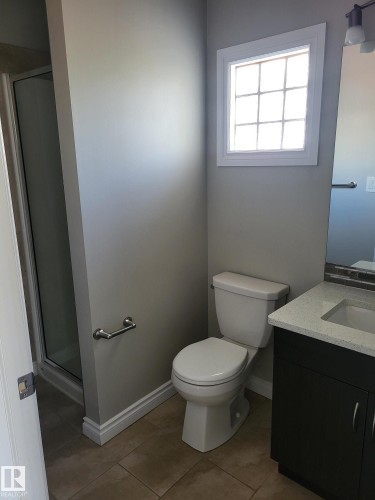 8607 108A Street, Edmonton, AB - Indoor Photo Showing Bathroom