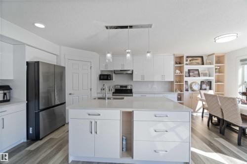 1017 82 Street, Edmonton, AB - Indoor Photo Showing Kitchen