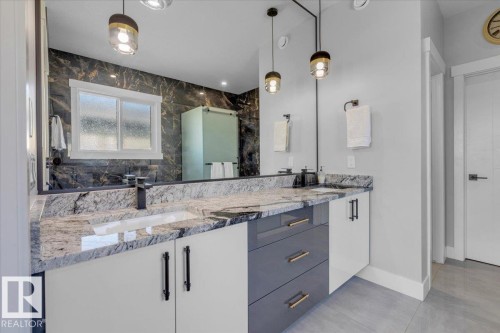 41 Elwyck Gate, Spruce Grove, AB - Indoor Photo Showing Bathroom