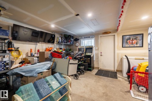 1710 Keene Crescent. Sw, Edmonton, AB - Indoor