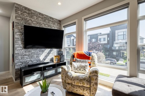 1710 Keene Crescent. Sw, Edmonton, AB - Indoor