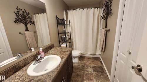5810 Centennial Drive, Elk Point, AB - Indoor Photo Showing Bathroom