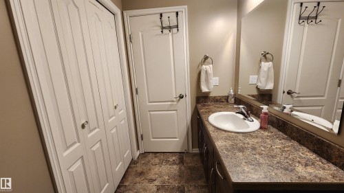 5810 Centennial Drive, Elk Point, AB - Indoor Photo Showing Bathroom