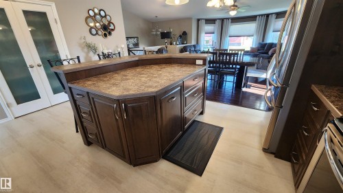 5810 Centennial Drive, Elk Point, AB - Indoor Photo Showing Other Room