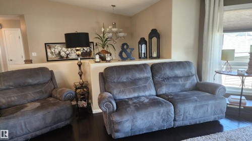 5810 Centennial Drive, Elk Point, AB - Indoor Photo Showing Living Room