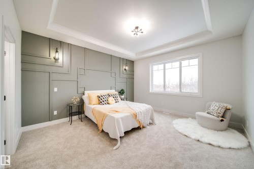 8812 183 Avenue, Edmonton, AB - Indoor Photo Showing Bedroom