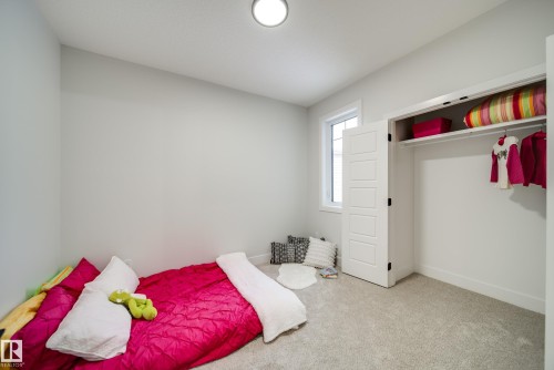 8812 183 Avenue, Edmonton, AB - Indoor Photo Showing Bedroom