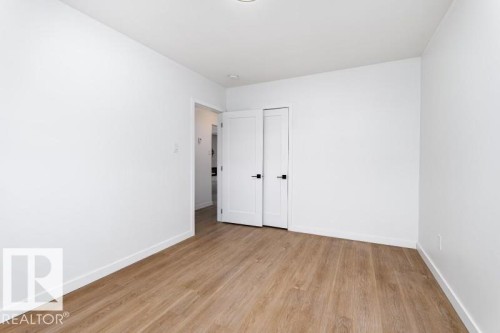 8522/8524 84 Avenue, Edmonton, AB - Indoor Photo Showing Other Room
