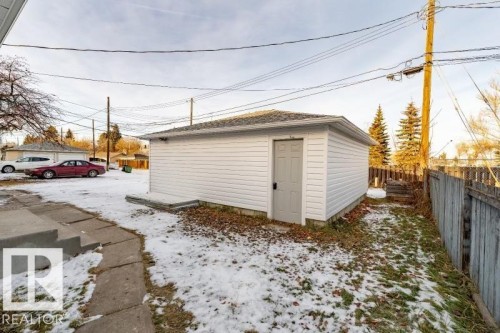 8522/8524 84 Avenue, Edmonton, AB - Outdoor