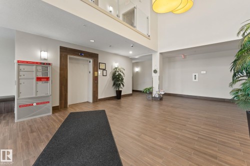 414 507 Albany Way, Edmonton, AB - Indoor Photo Showing Other Room