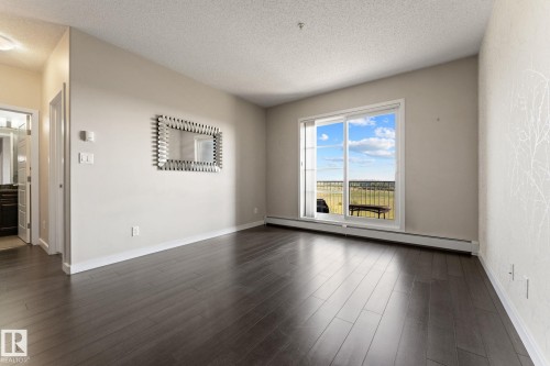 414 507 Albany Way, Edmonton, AB - Indoor