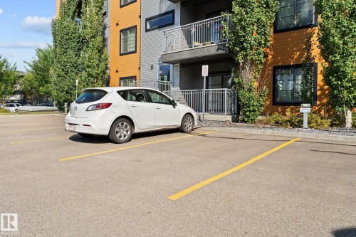 414 507 Albany Way, Edmonton, AB - Outdoor