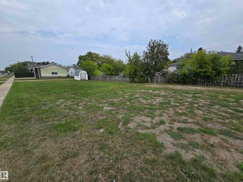 822 16 Avenue, Cold Lake, AB 