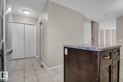 17951 85 Street, Edmonton, AB - Indoor