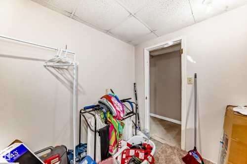 7807 108 Street, Edmonton, AB - Indoor