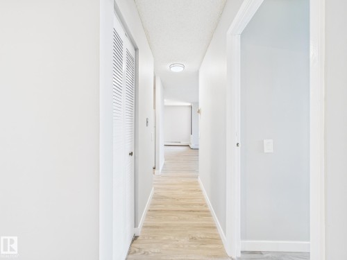 810C 10145 109 Street, Edmonton, AB - Indoor Photo Showing Other Room