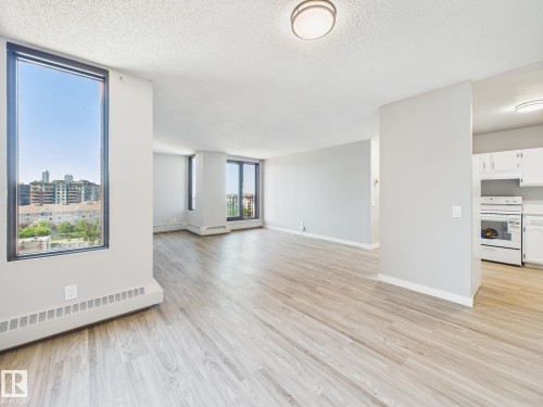 810C 10145 109 Street, Edmonton, AB - Indoor
