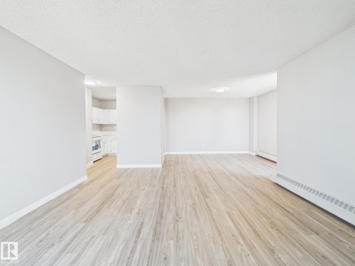 810C 10145 109 Street, Edmonton, AB - Indoor Photo Showing Other Room