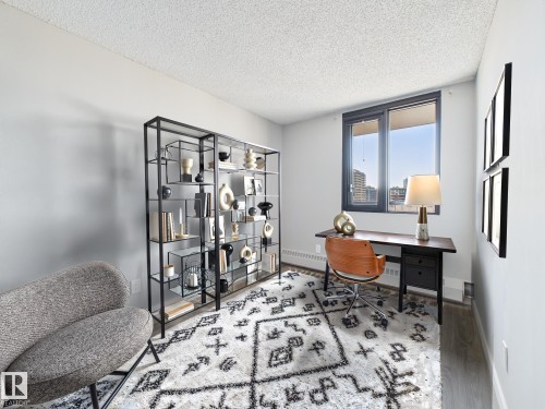 810C 10145 109 Street, Edmonton, AB - Indoor
