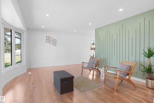 1415 80 Street Nw, Edmonton, AB - Indoor Photo Showing Other Room