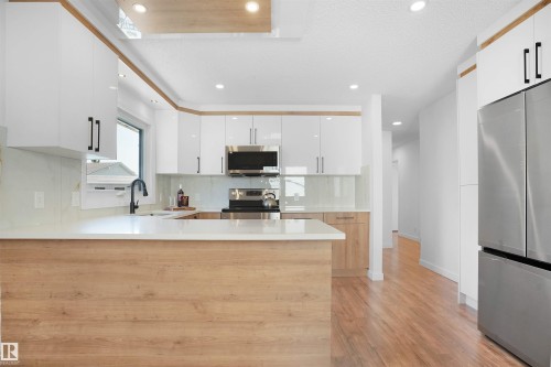 1415 80 Street Nw, Edmonton, AB - Indoor Photo Showing Kitchen