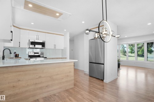 1415 80 Street Nw, Edmonton, AB - Indoor Photo Showing Kitchen With Upgraded Kitchen