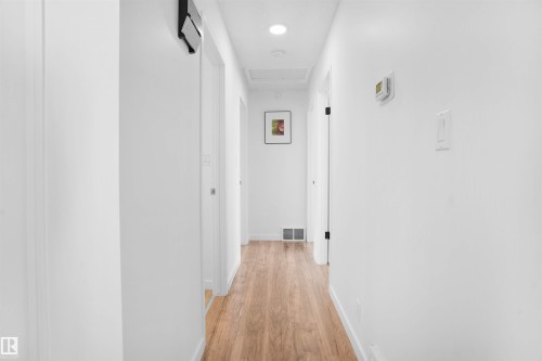 1415 80 Street Nw, Edmonton, AB - Indoor Photo Showing Other Room